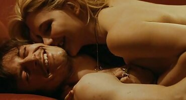 ảnh sex học sinh Đen làm sạch phụ nữ làm cho pim xes tình dục ăn mặc cho tiền.